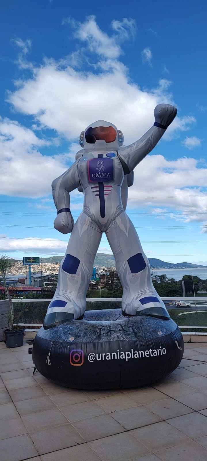 Bonecos infláveis personalizados em Florianópolis